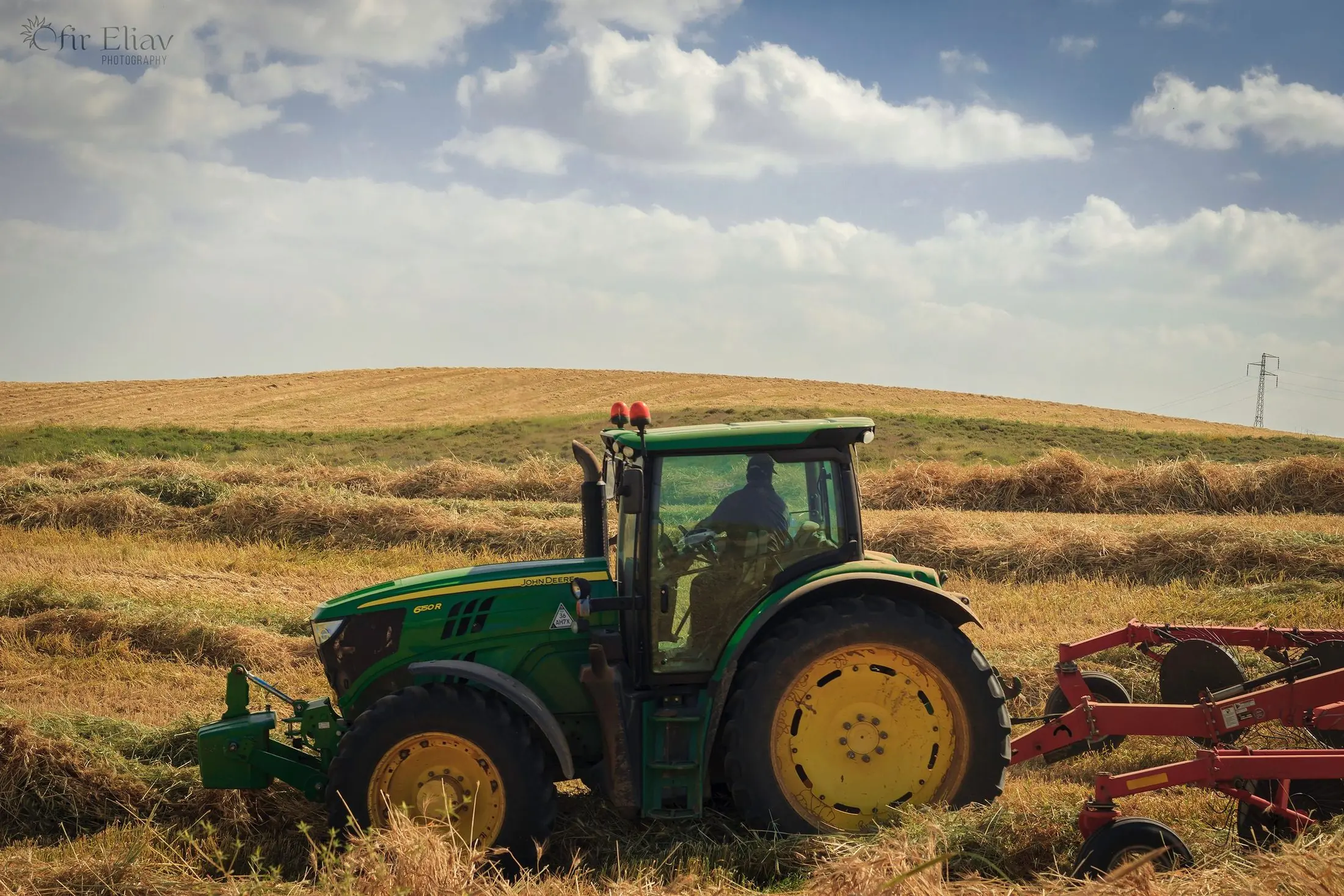 Hero Tractor Field
