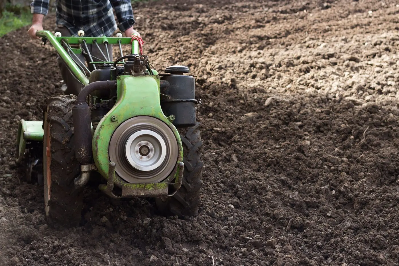 Machine Tiller